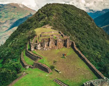 Templos y Plazas de Choquequirao